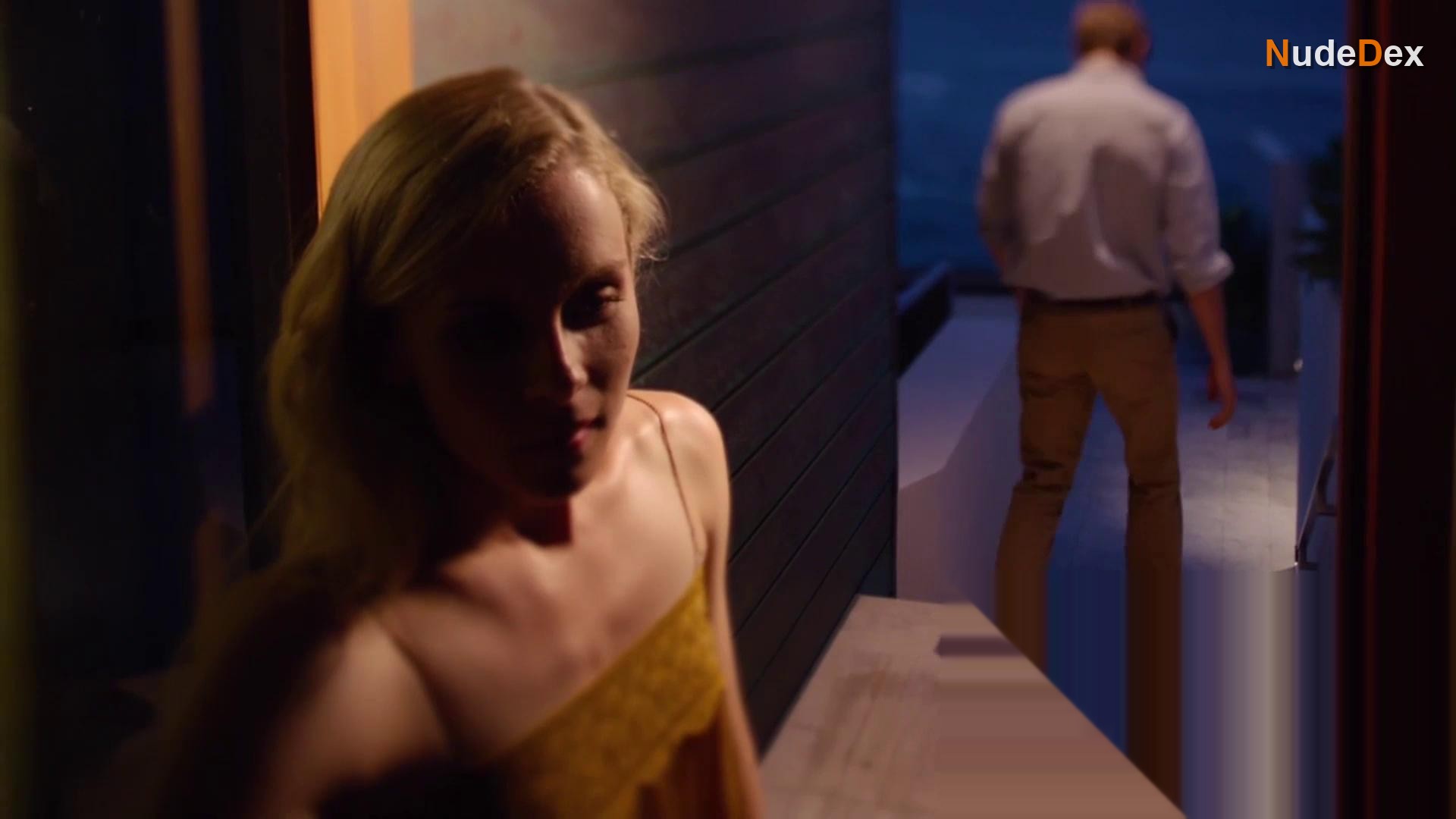 Caren Pistorius in Wake In Fright, photo 4
