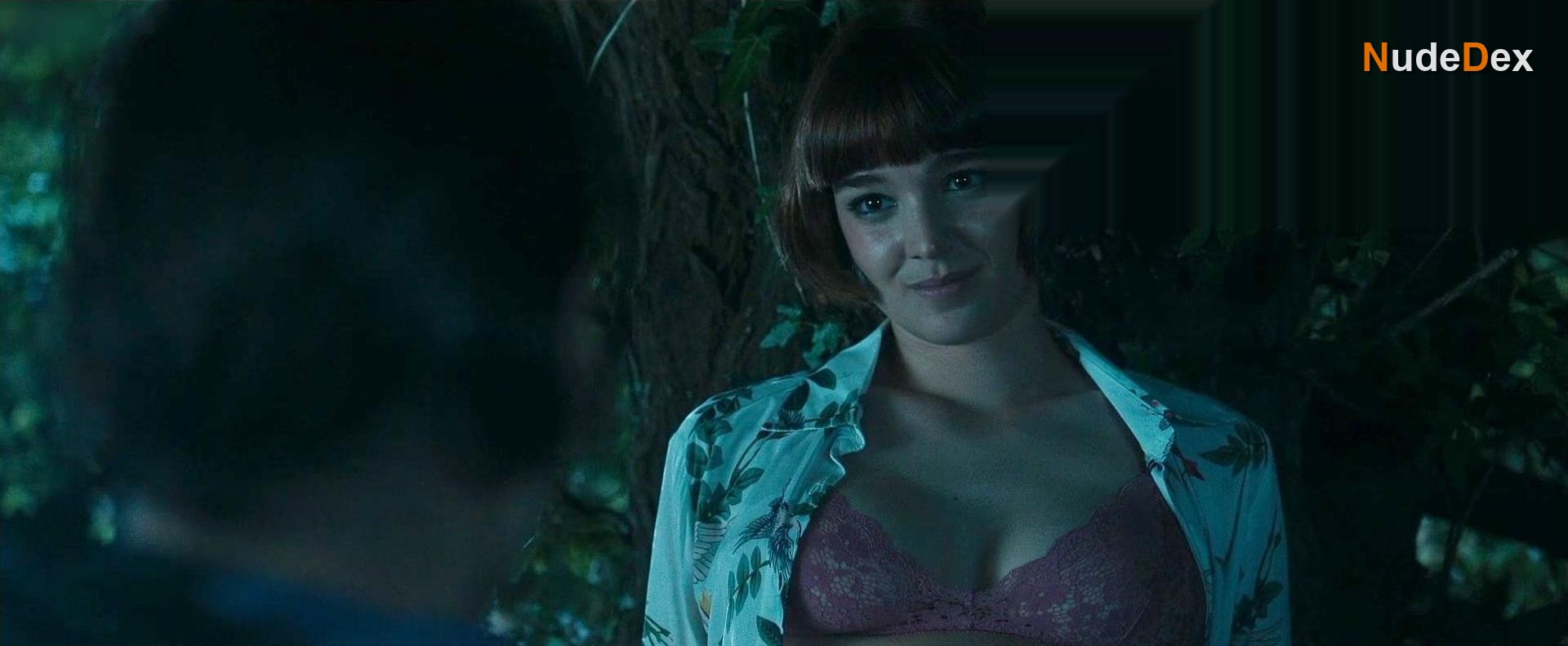 Carla Campra in La Manzana De Oro, photo 2