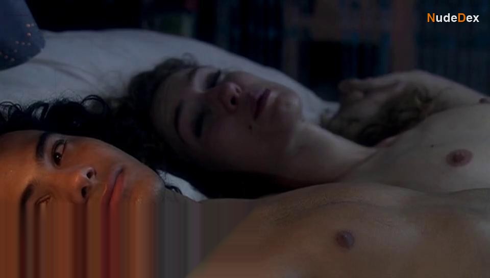 Carla Sanchez in Madrigal, photo 9