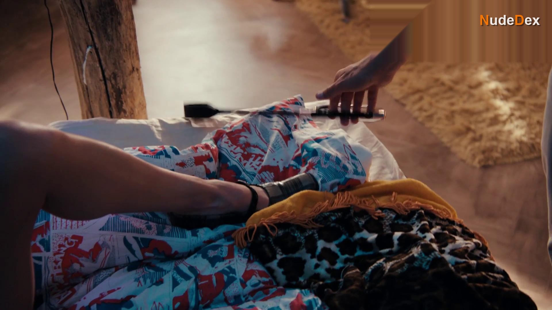 Carla Sehn in Diary Of A Ditched Girl, photo 2