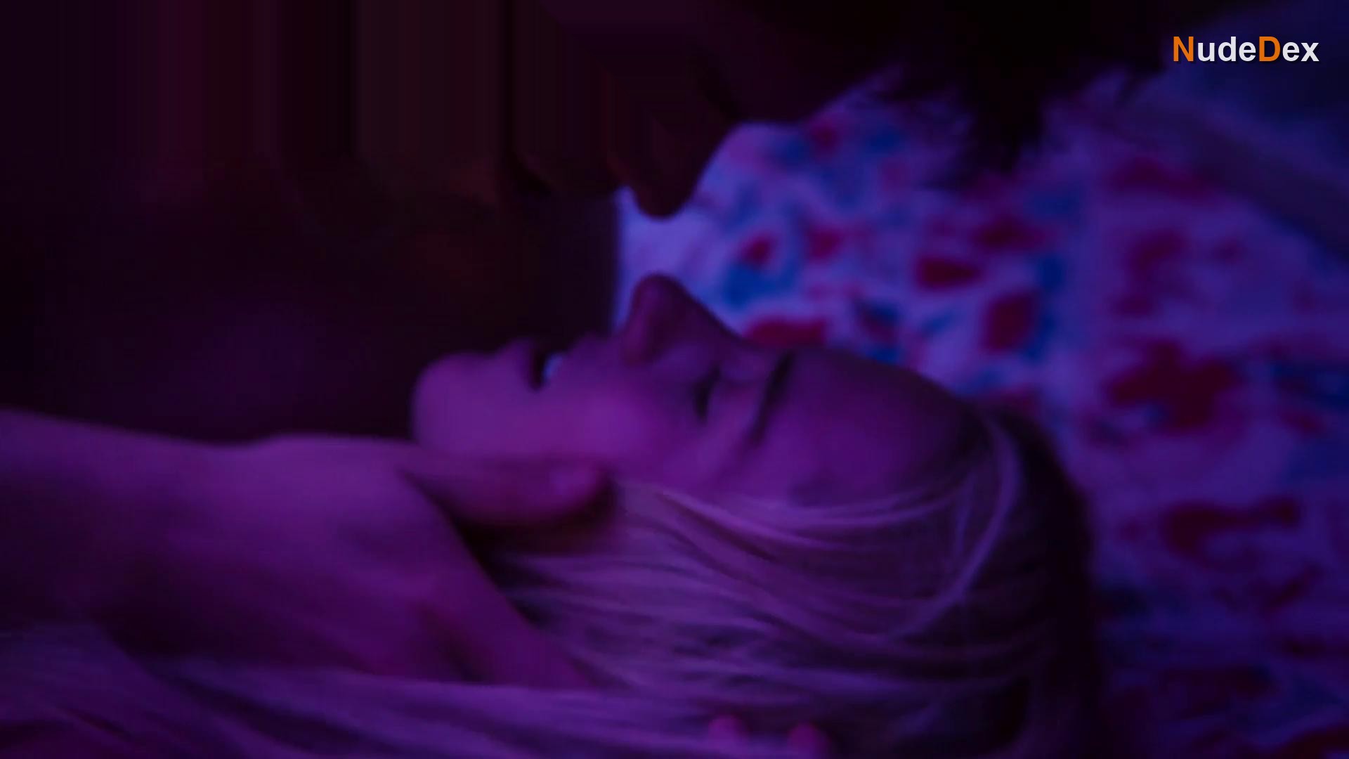 Carla Sehn in Diary Of A Ditched Girl, photo 5