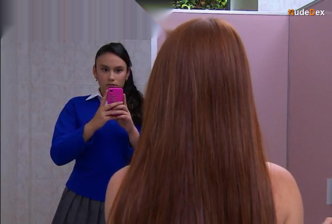 Carla Zuckerman in La Rosa De Guadalupe, photo 3