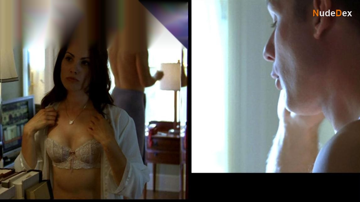 Carly Pope in 24, photo 3