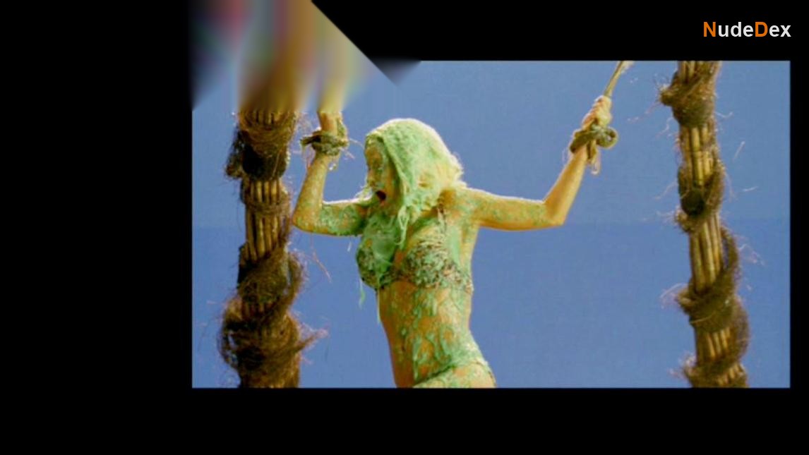 Carmen Electra in Date Movie, photo 1