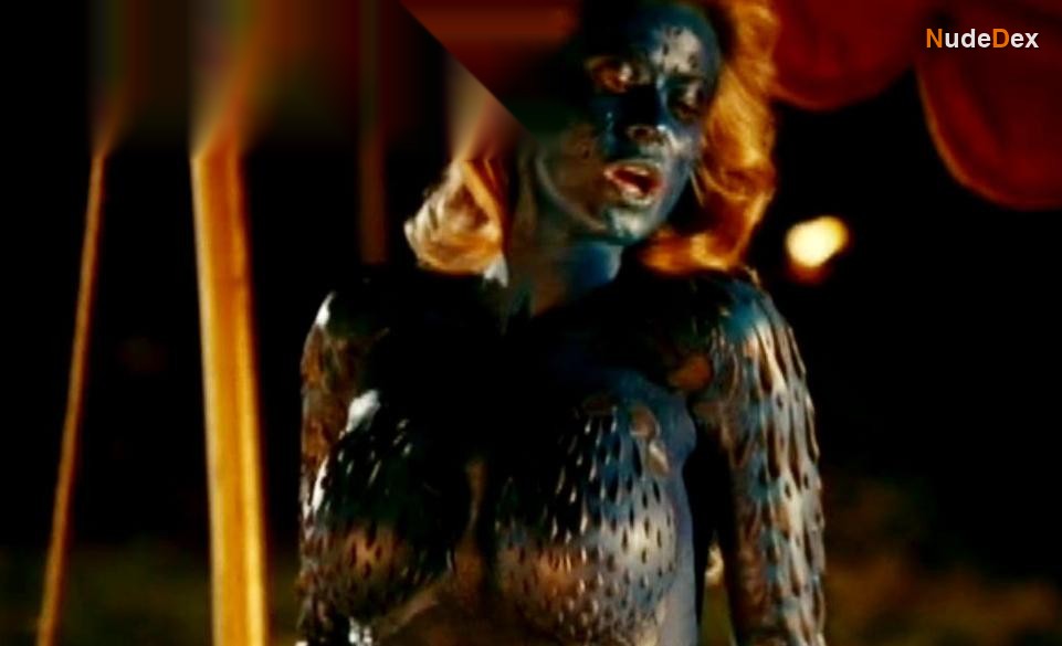 Carmen Electra in Epic Movie, photo 5