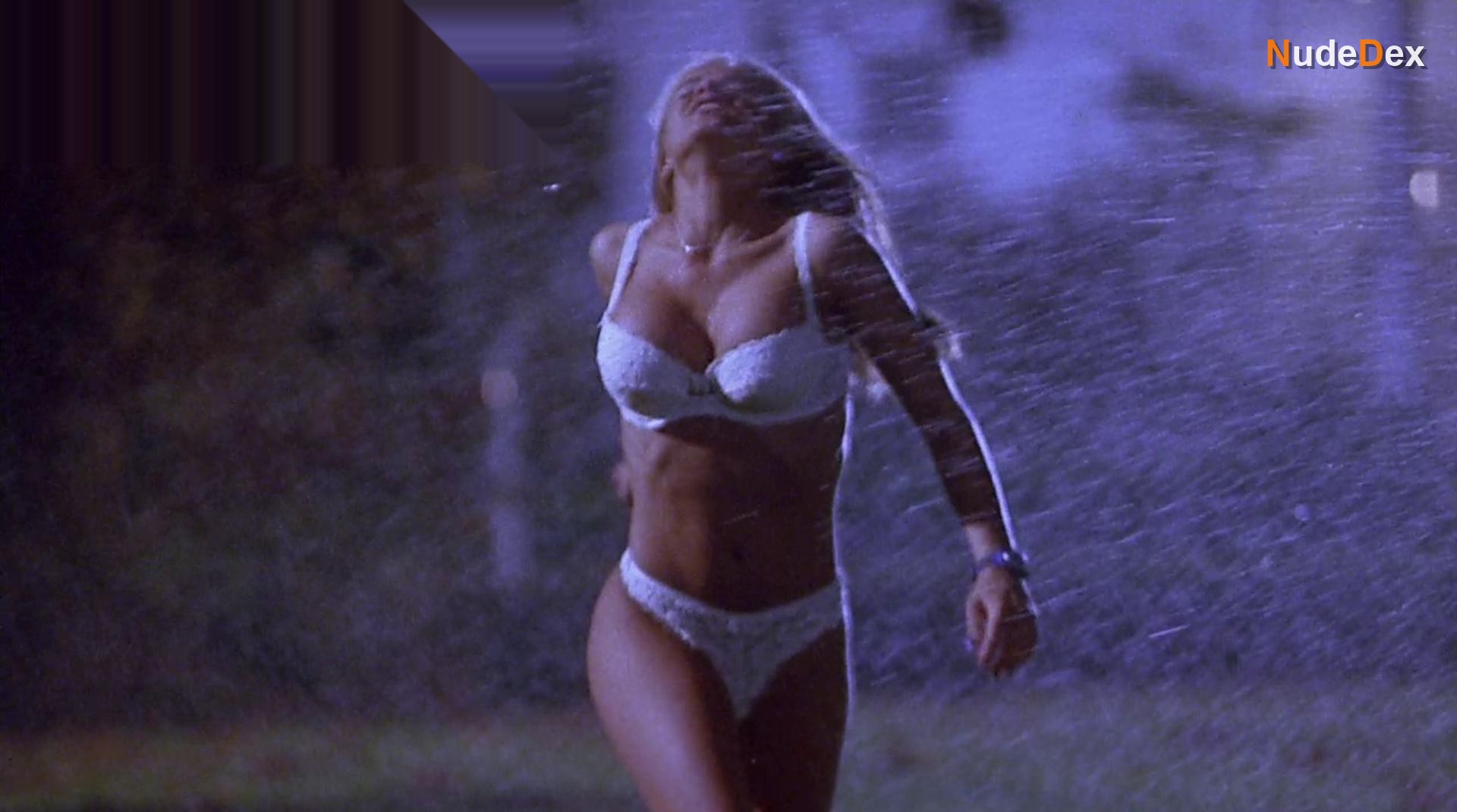 Carmen Electra in Scary Movie, photo 1