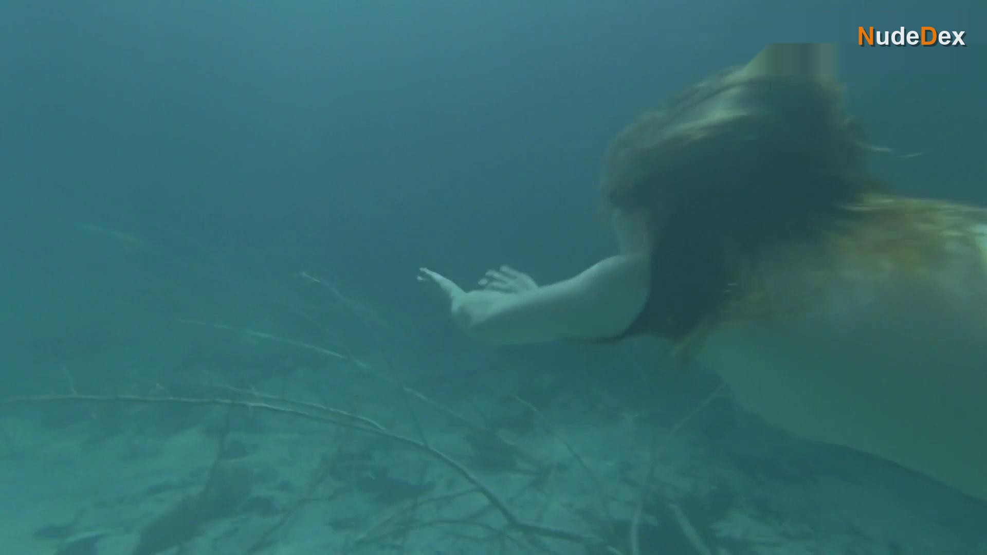 Carmen Simone Birk in In The Face Of Crime, photo 2
