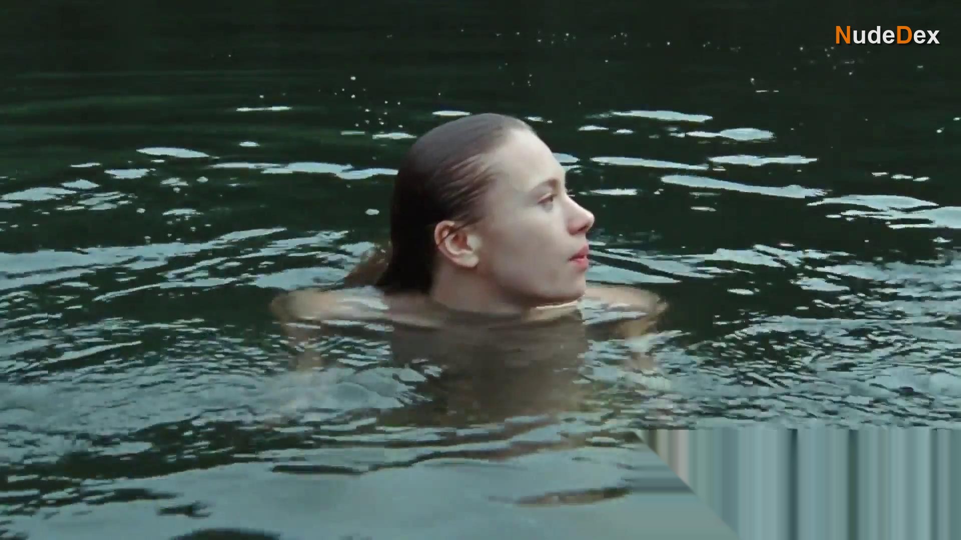 Carmen Simone Birk in In The Face Of Crime, photo 4