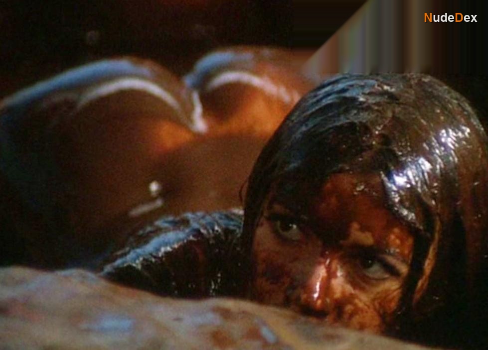 Carole Laure in Sweet Movie, photo 23