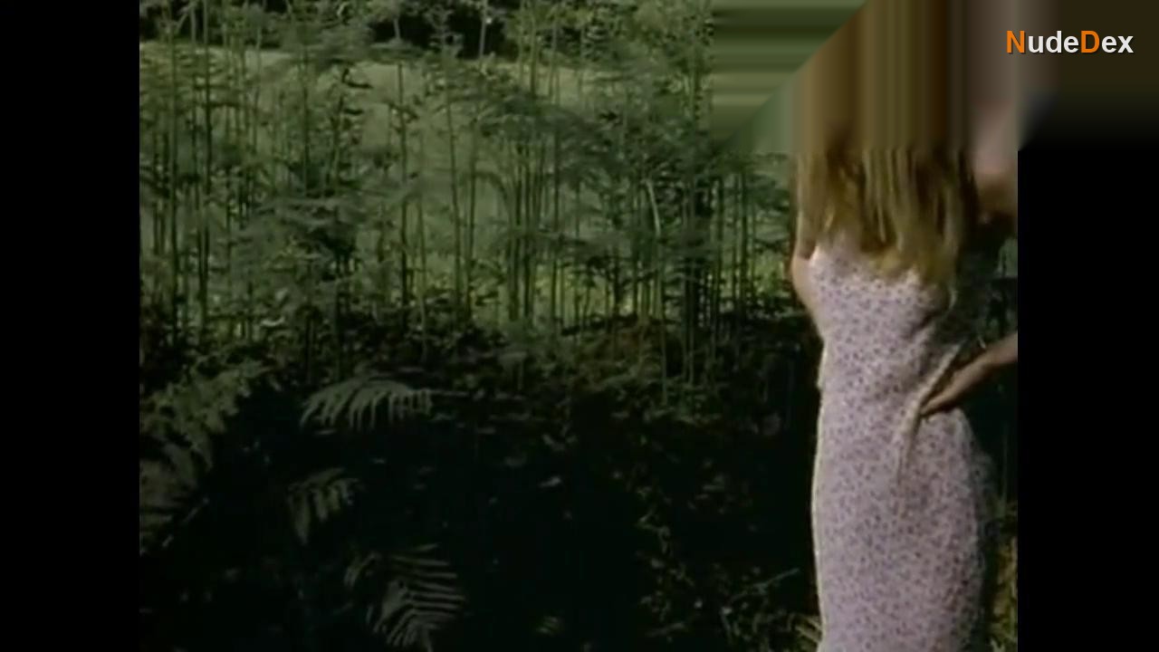 Caroline Baehr in Le Corps Sublime, photo 17