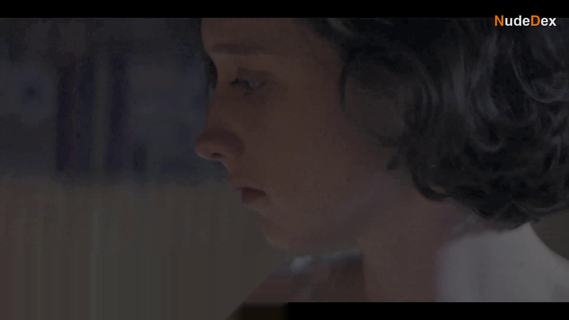 Caroline Barnard in Osmy Den, photo 2