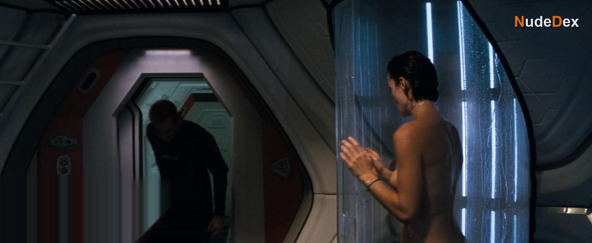 Carrie-anne Moss in Red Planet, photo 2