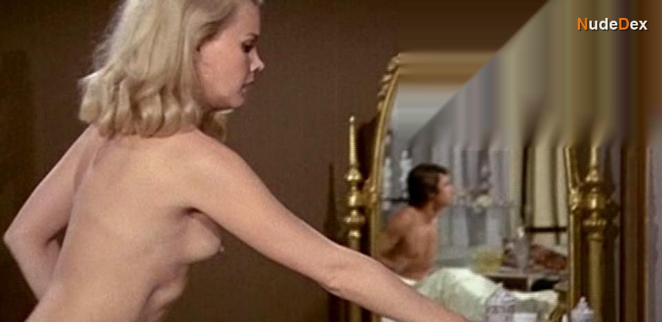 Carroll Baker in Paranoia, photo 2