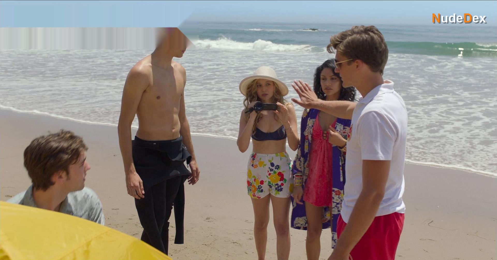 Carson Meyer in Spf 18, photo 4