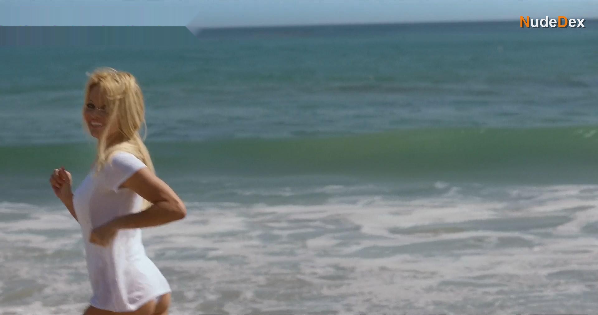Carson Meyer in Spf 18, photo 17