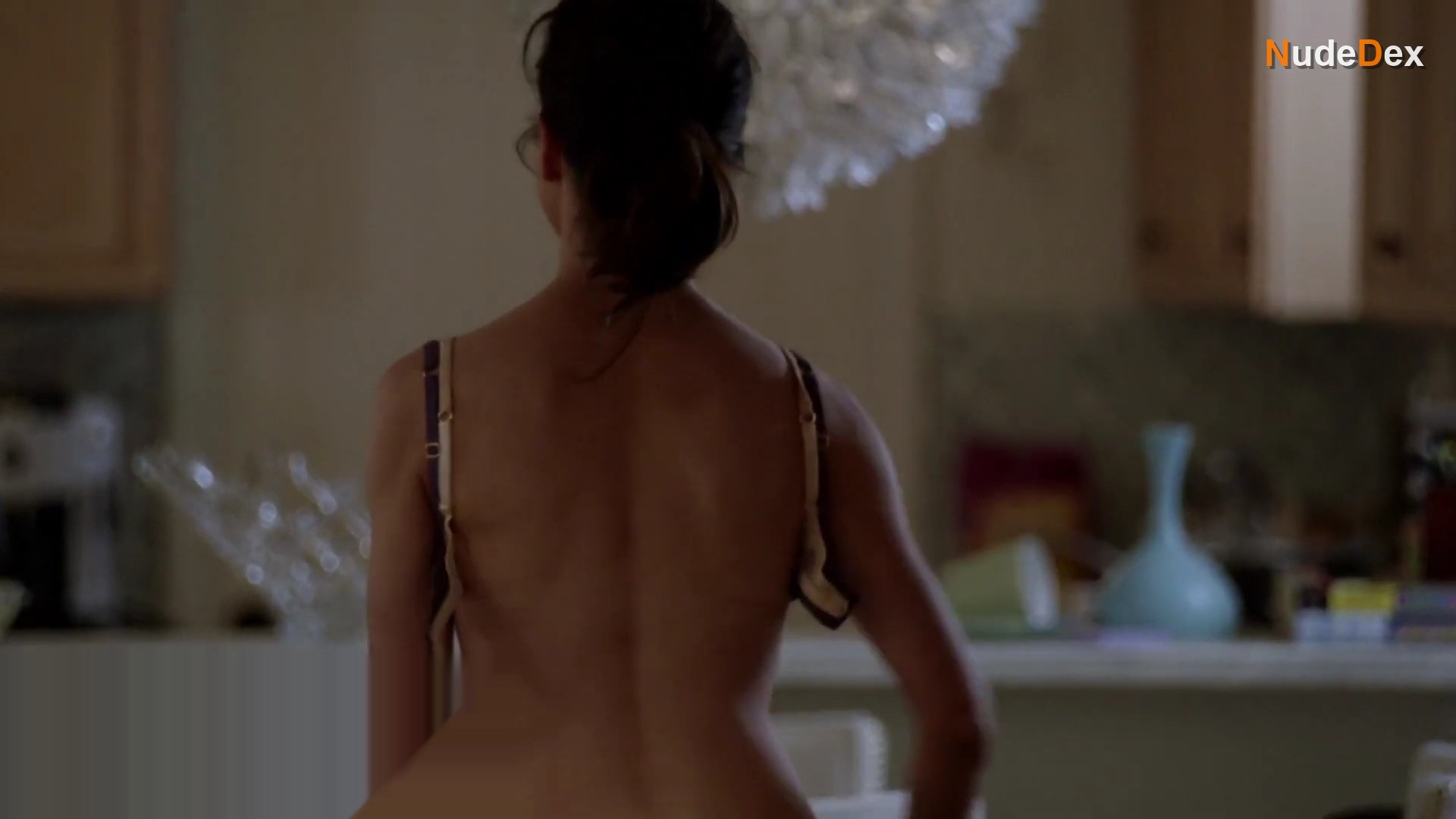 Caterina Scorsone in Private Practice, photo 1