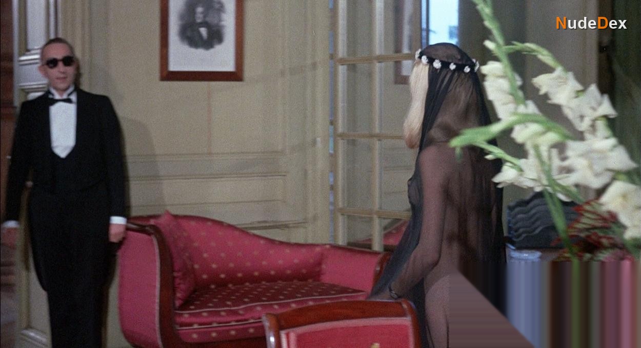 Belle De Jour in Belle De Jour, photo 1