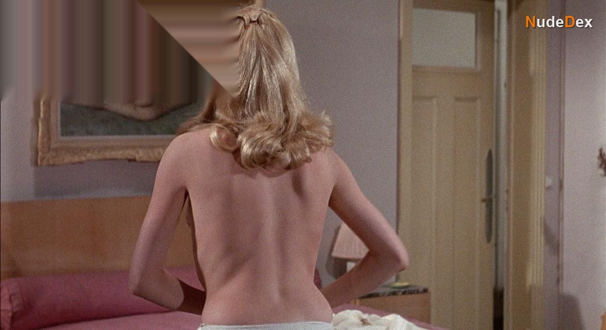Belle De Jour in Belle De Jour, photo 6