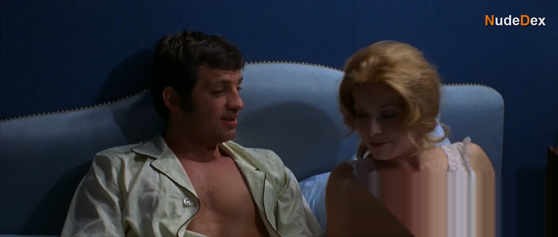 Catherine Deneuve in Mississippi Mermaid, photo 6