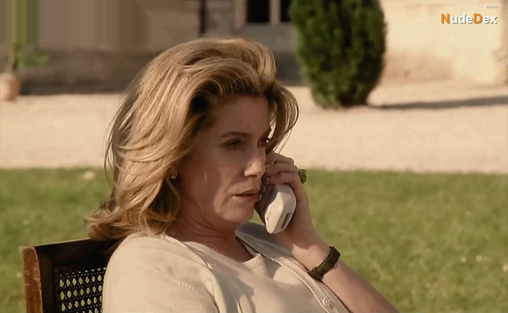 Catherine Deneuve in Pola X, photo 6