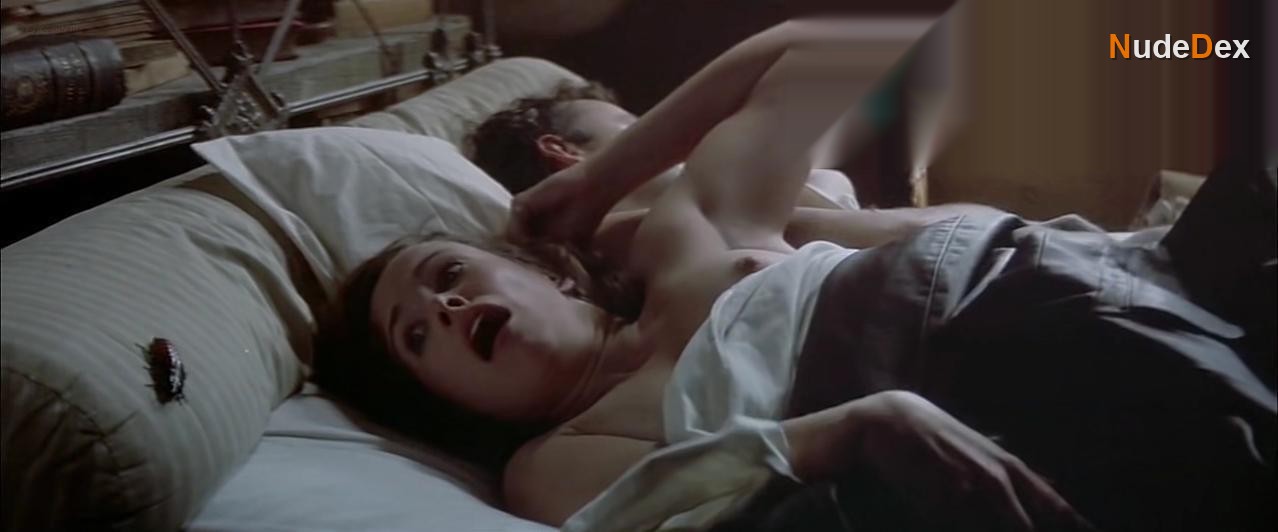 Catherine Hicks in The Razor's Edge, photo 7
