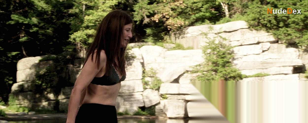 Catherine Keener in Peace Love Misunderstanding, photo 2