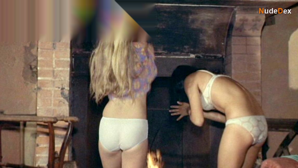 Catherine Wagener in Don T Deliver Us From Evil, photo 7