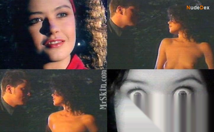 Catherine Zeta-jones in Out Of The Blue, photo 1