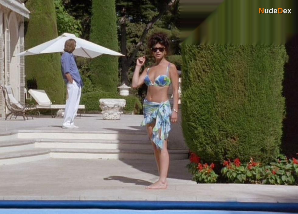 Catherine Zeta-jones in Splitting Heirs, photo 9