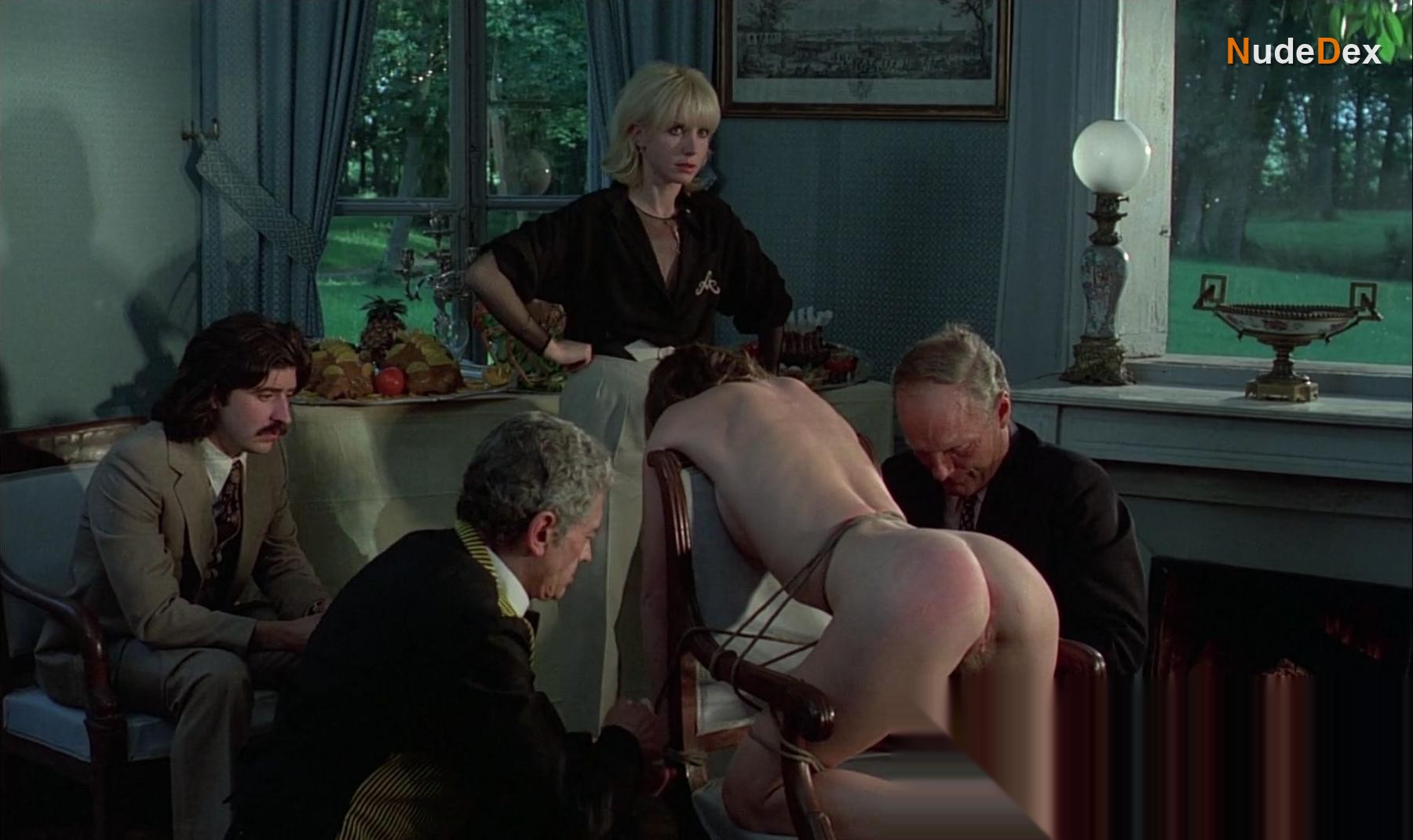 Cecile Pochet in Maitresse, photo 3