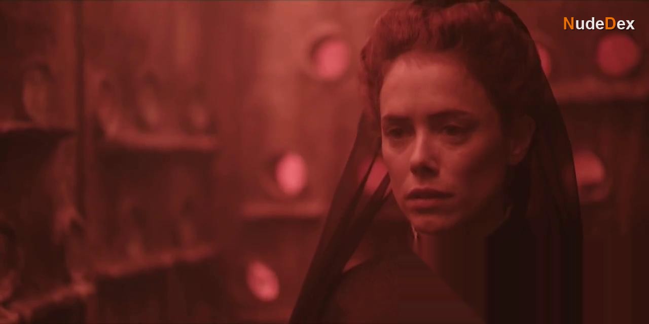 Cecilia Gomez in La Peste, photo 4