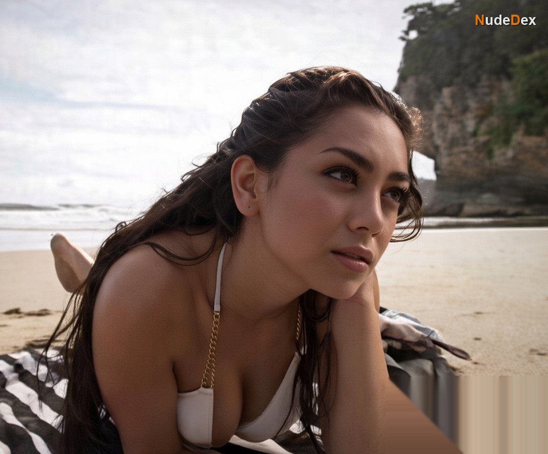 Celine Evangelista in Jenglot Pantai Selatan, photo 10