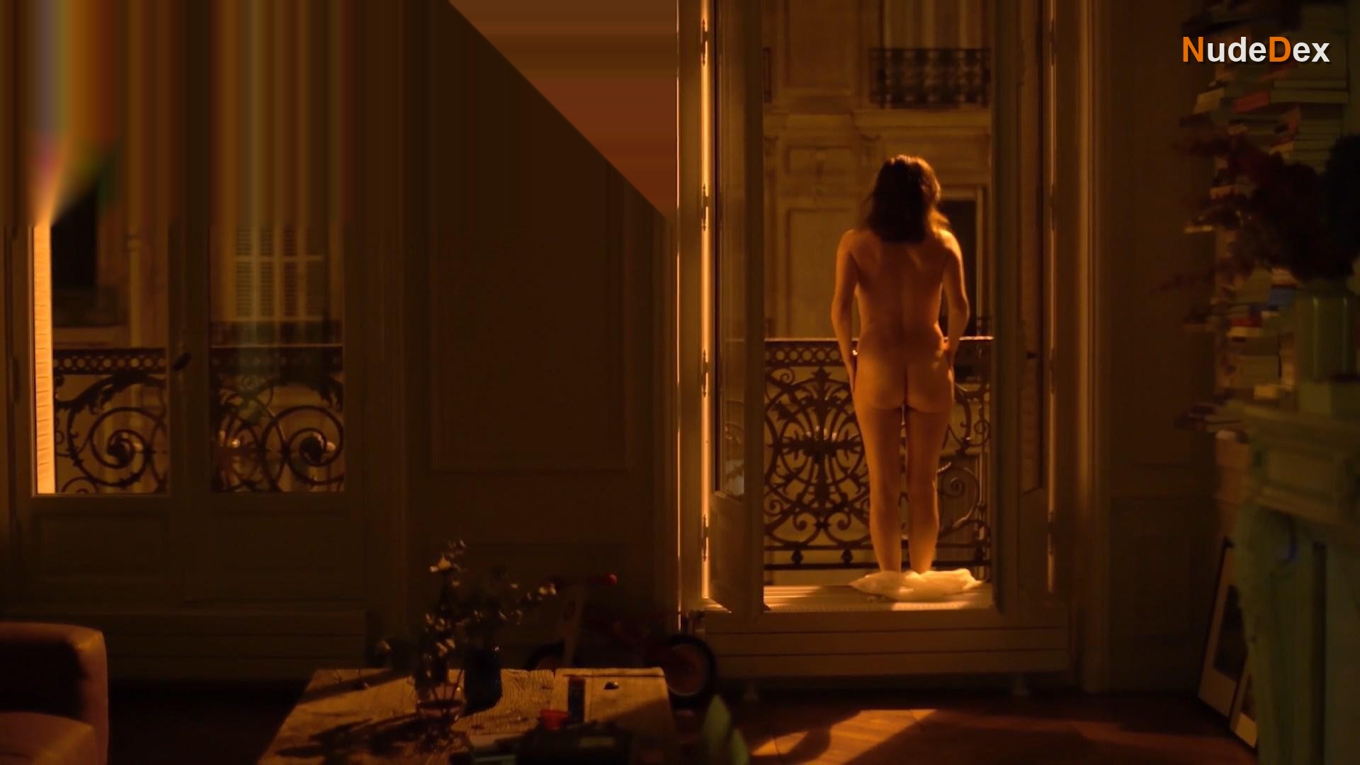 Celine Pujol in Le Souffle De La Nuit, photo 1