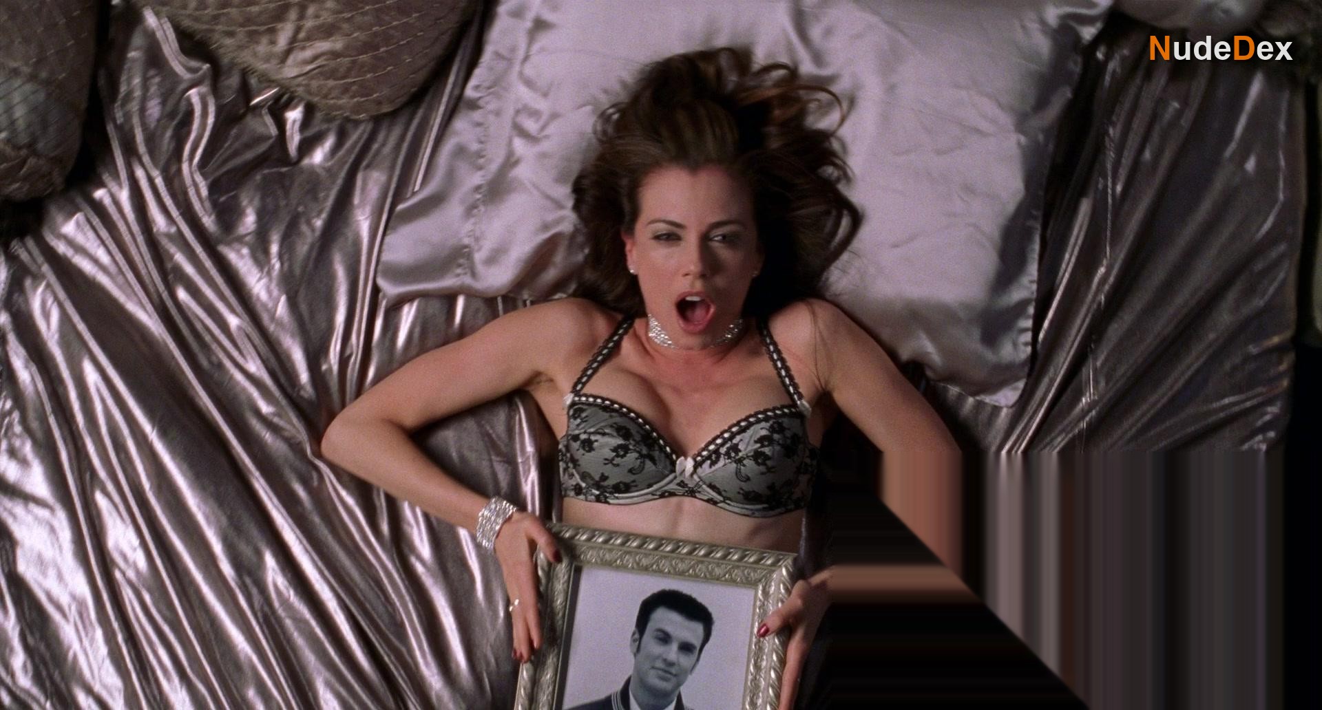 Cerina Vincent in Not Another Teen Movie, photo 17