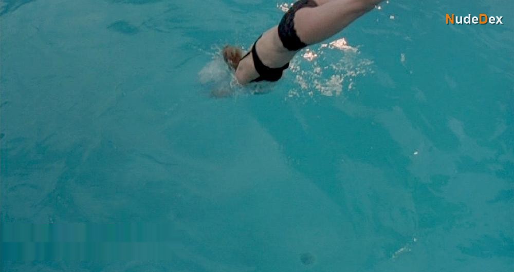 Chandra West in Water's Edge, photo 2
