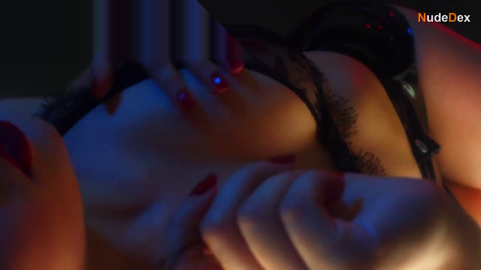 Charli Xcx in Love Advent, photo 9