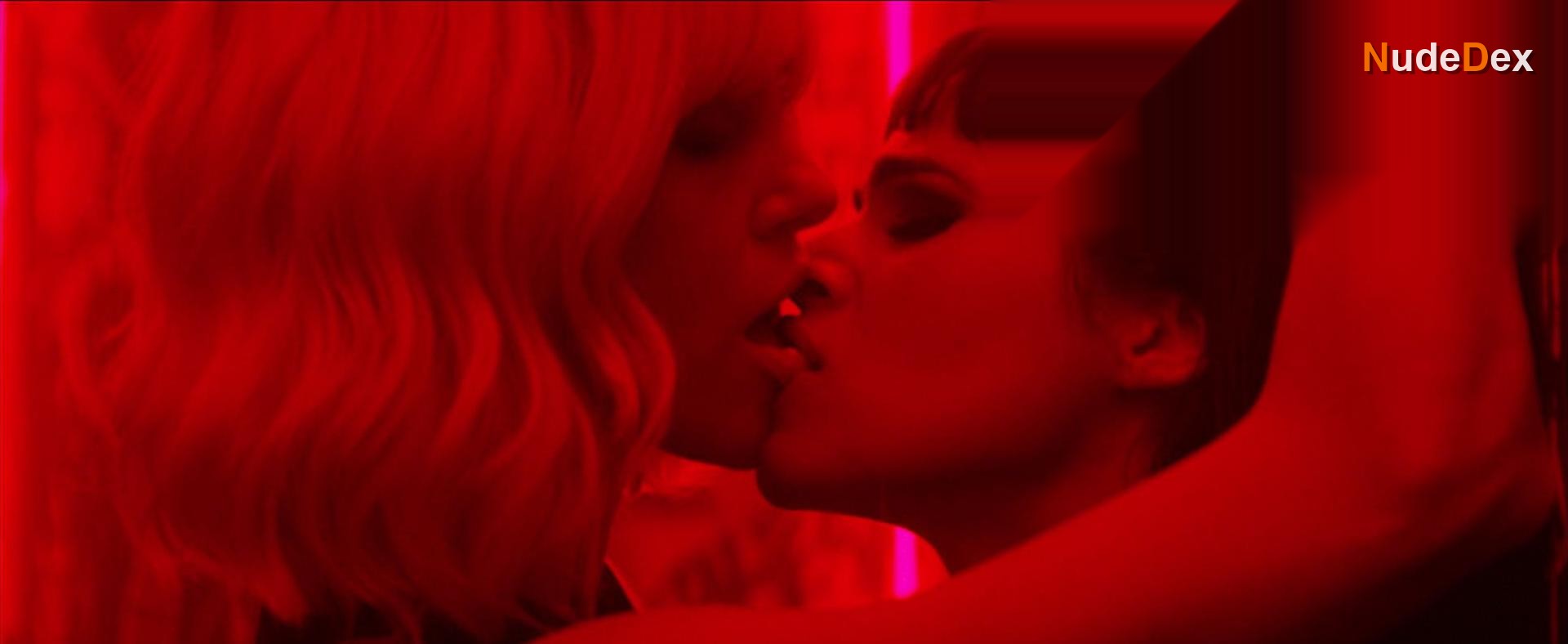 Atomic Blonde in Atomic Blonde, photo 23