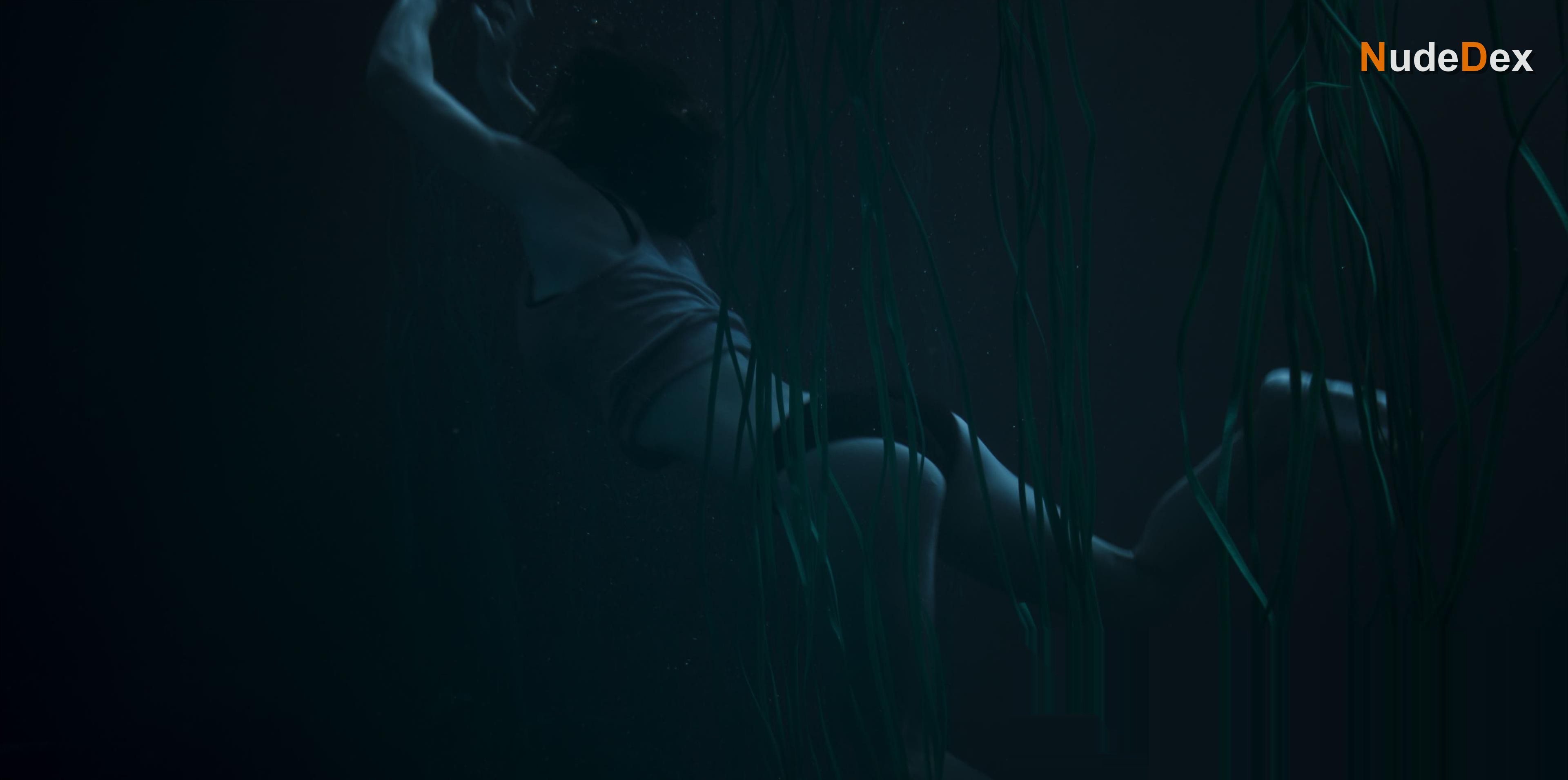 Charlotte Best in Tidelands, photo 16