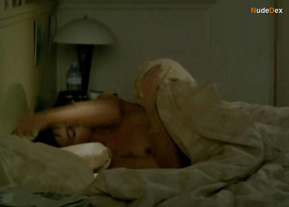 Charlotte Gainsbourg in Anna Oz, photo 3