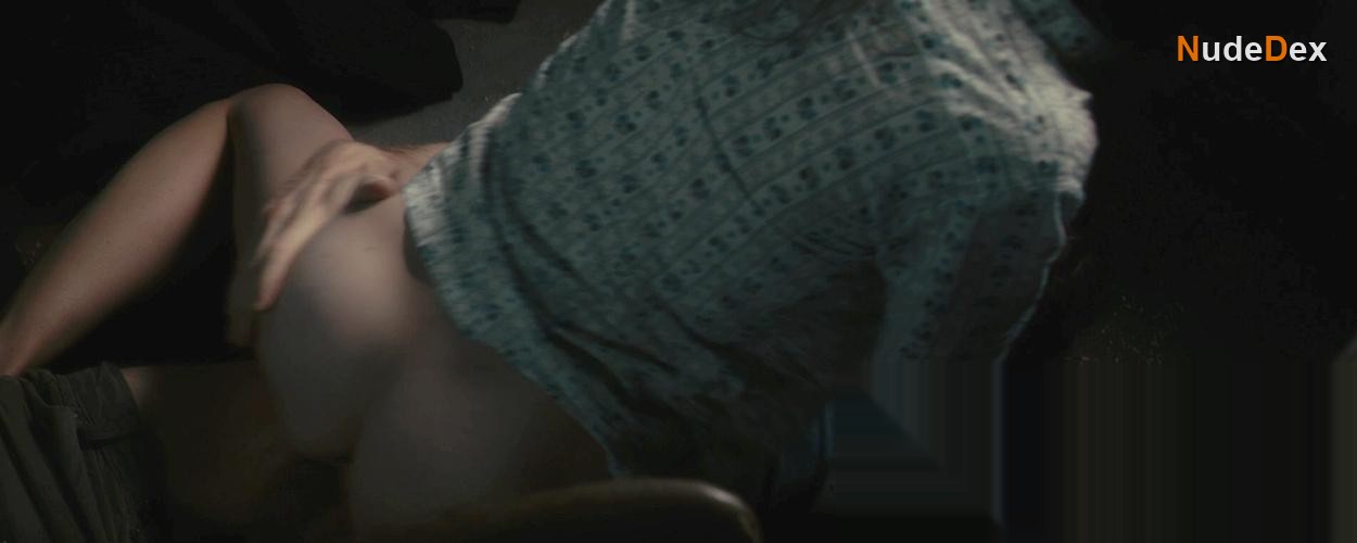 Charlotte Gainsbourg in Antichrist, photo 7