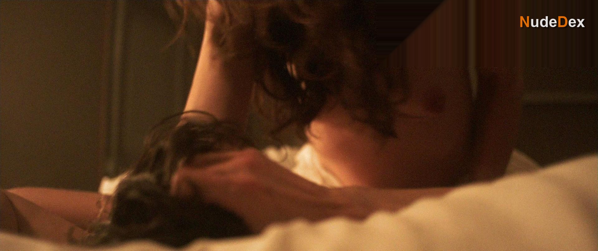 Charlotte Gainsbourg in Confession Of A Child Of The Century, photo 3