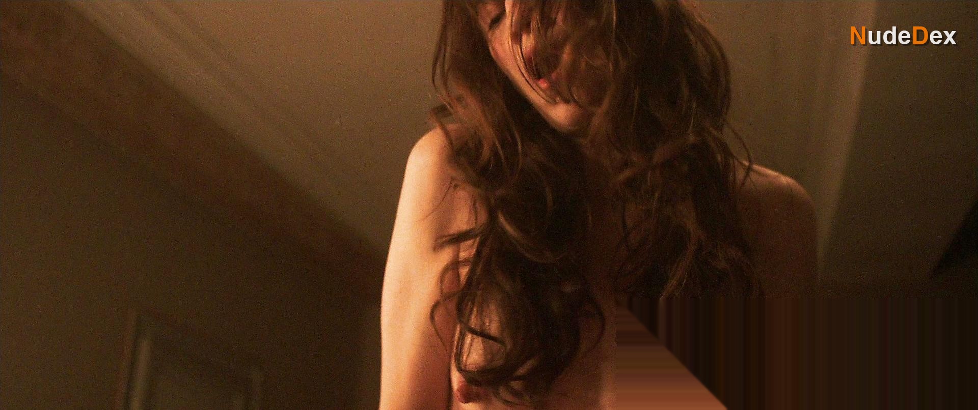 Charlotte Gainsbourg in Confession Of A Child Of The Century, photo 7