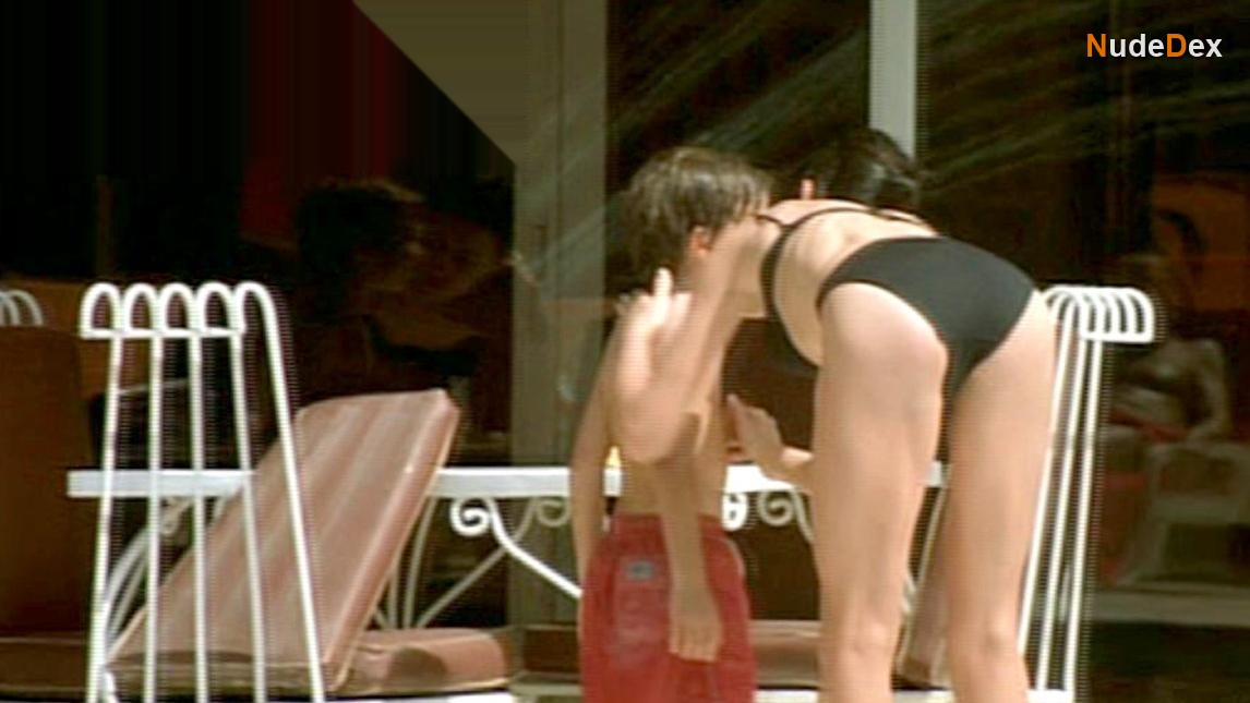 Charlotte Gainsbourg in Happily Ever After, photo 5