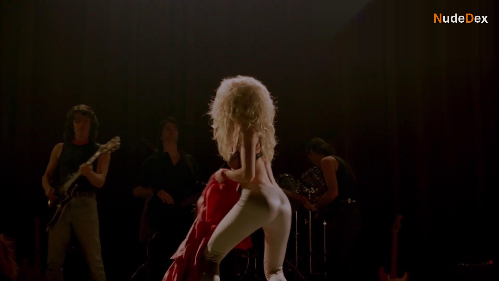 Charlotte Laurier in Le Party, photo 9