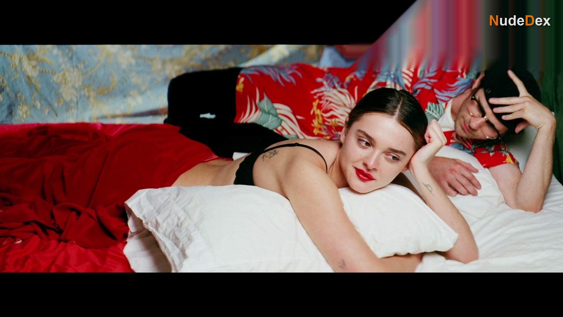 Charlotte Lawrence in Chapter 51, photo 1