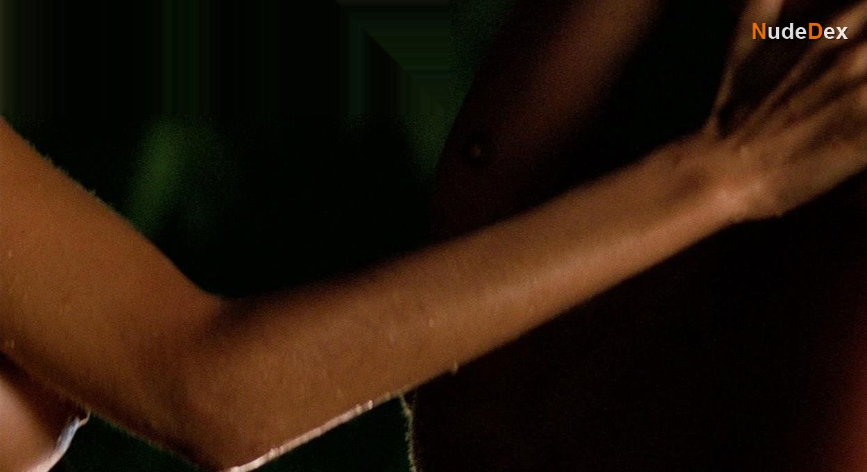 Charlotte Lewis in Men Of War, photo 5