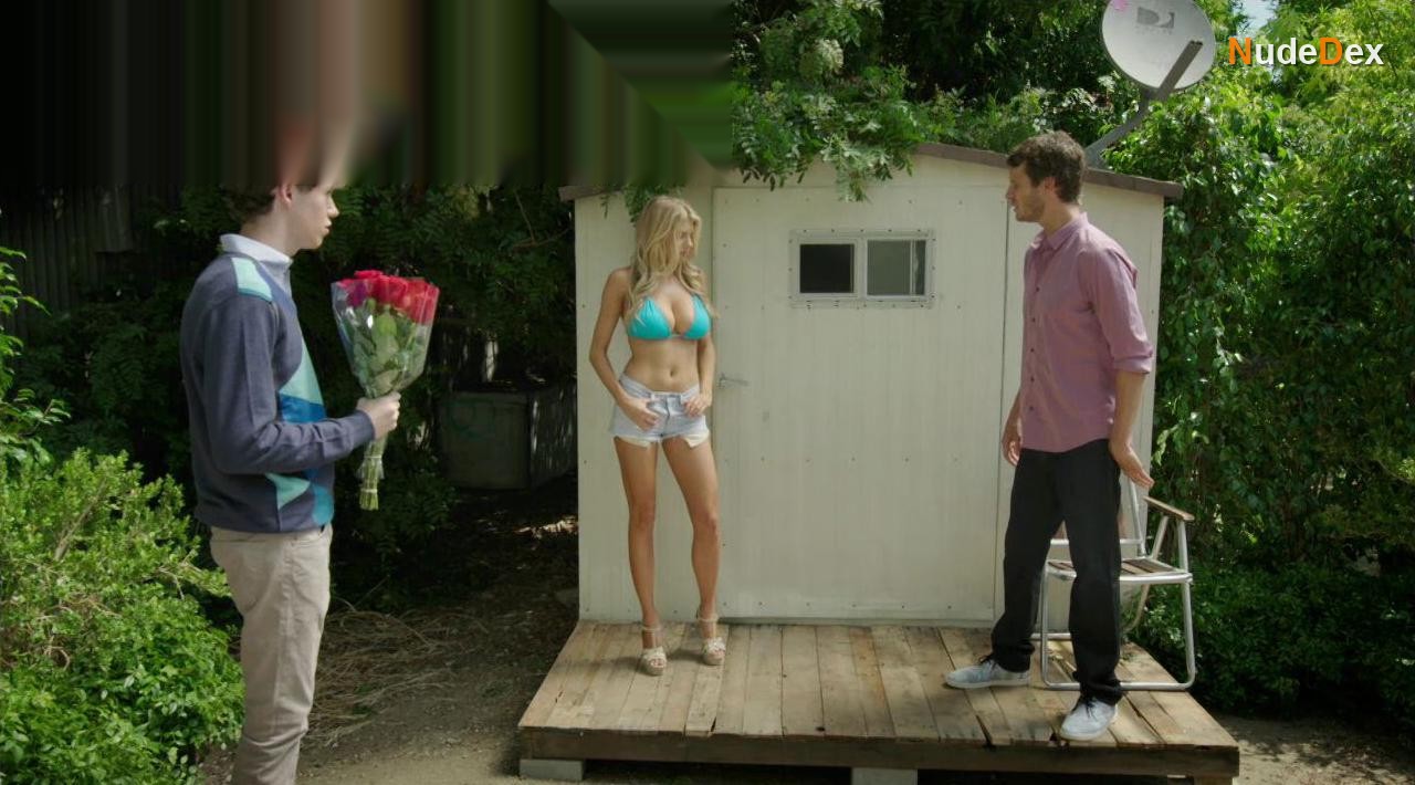 Charlotte Mckinney in Tosh 0, photo 1