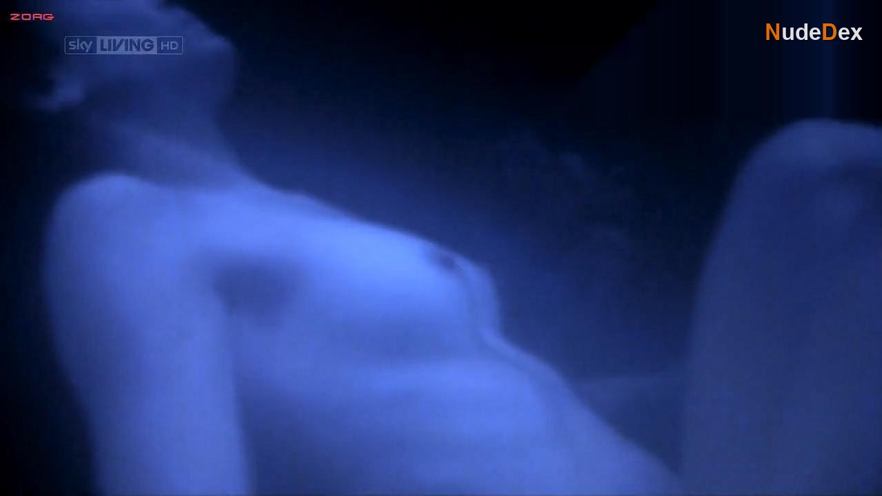Charlotte Salt in Bedlam, photo 11