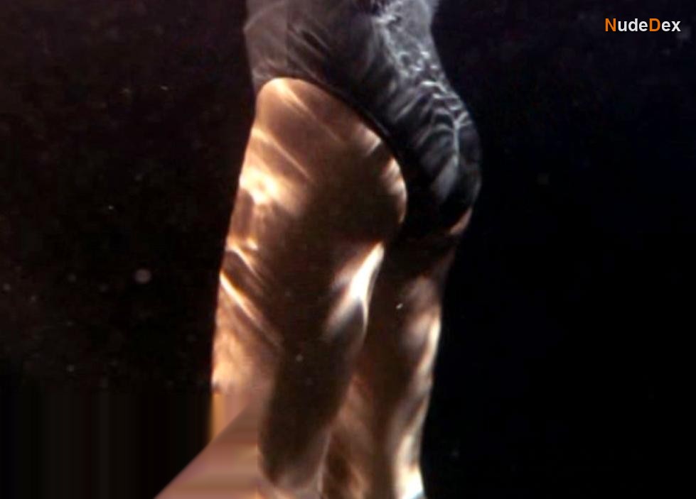 Charlotte Salt in Beneath Still Waters, photo 2