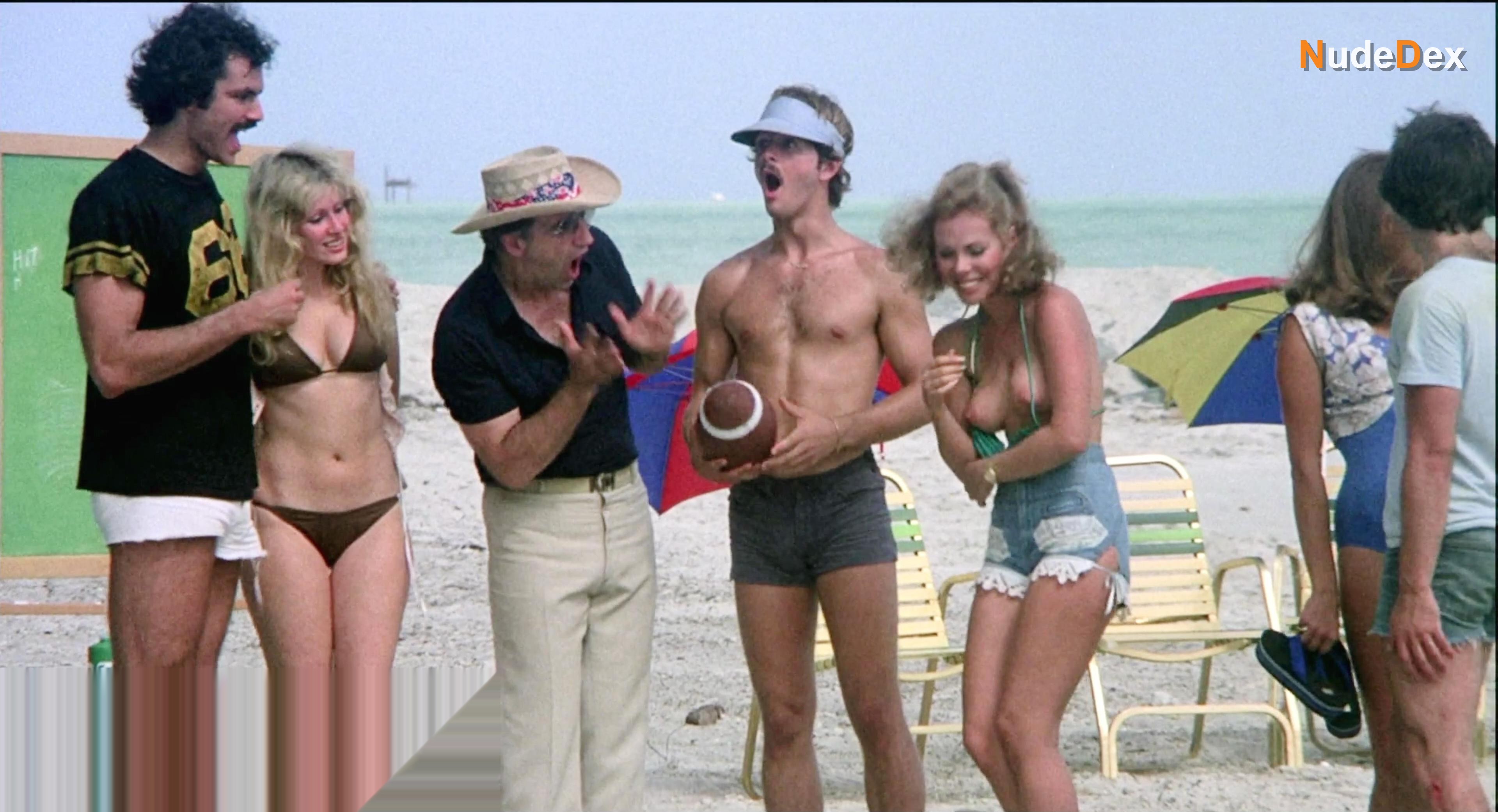 Cheerleaders Beach Party
